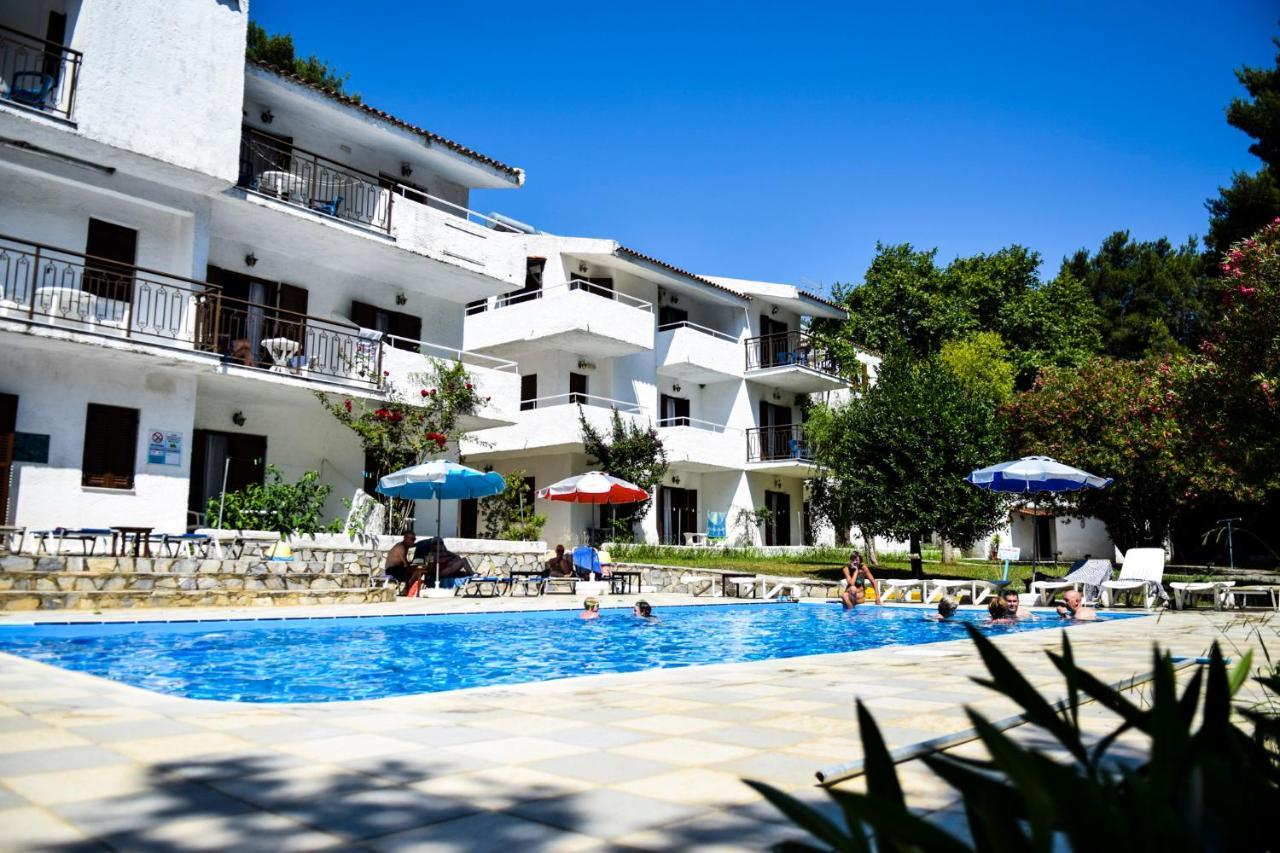 Amalia Apartments Кукунарис Экстерьер фото